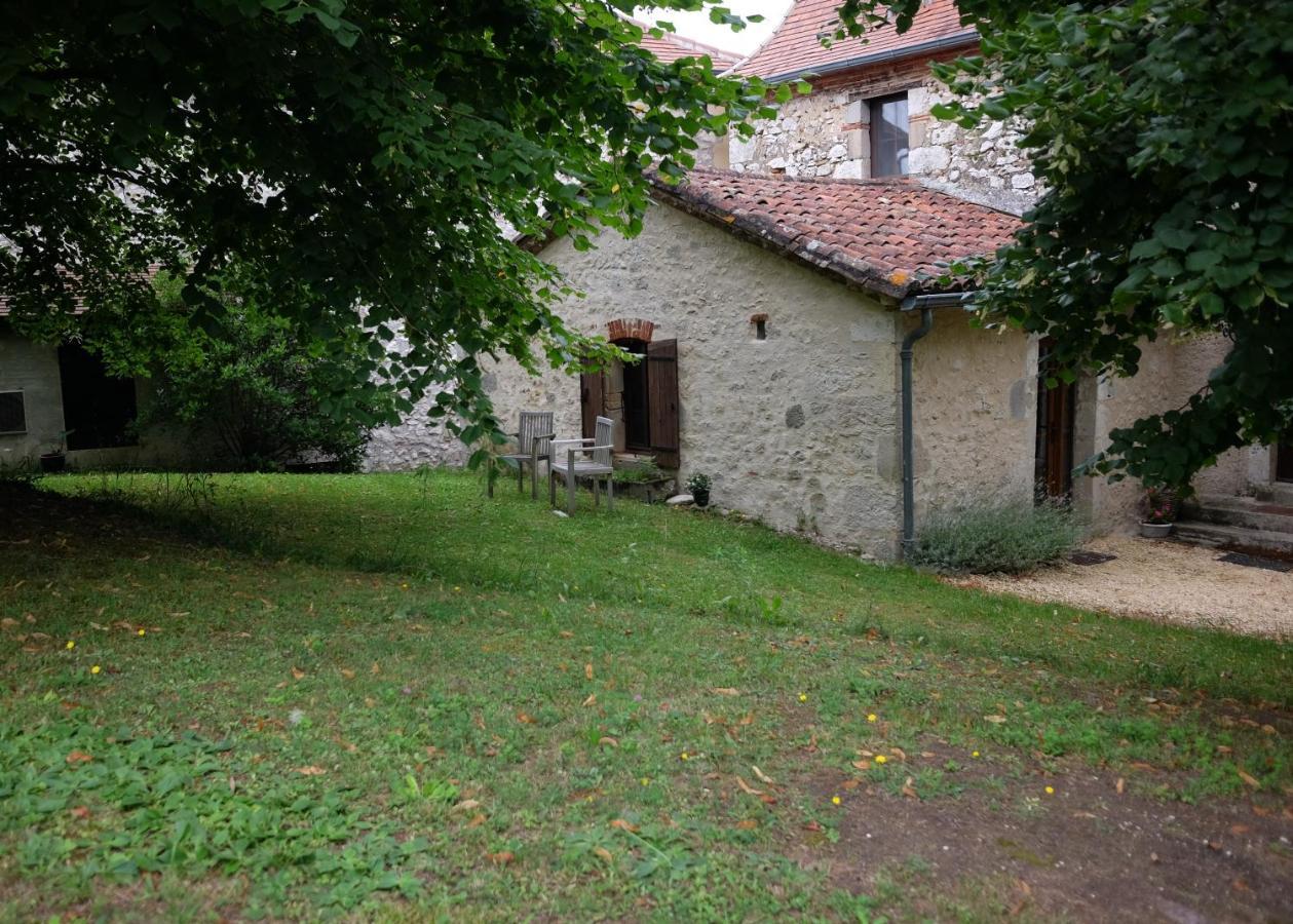 La Bastide Portoly B&B "Pruneaux" Penne-dʼAgenais エクステリア 写真