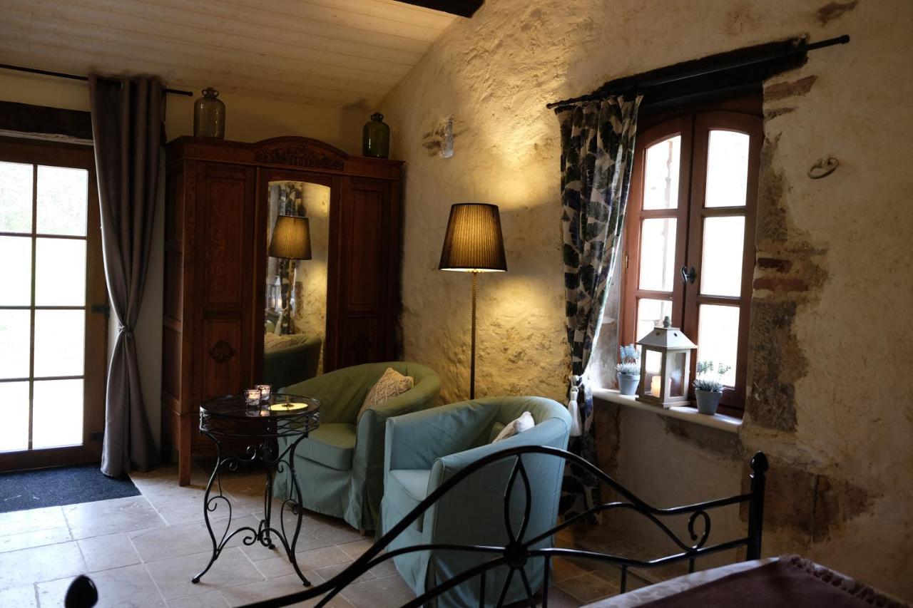 La Bastide Portoly B&B "Pruneaux" Penne-dʼAgenais エクステリア 写真